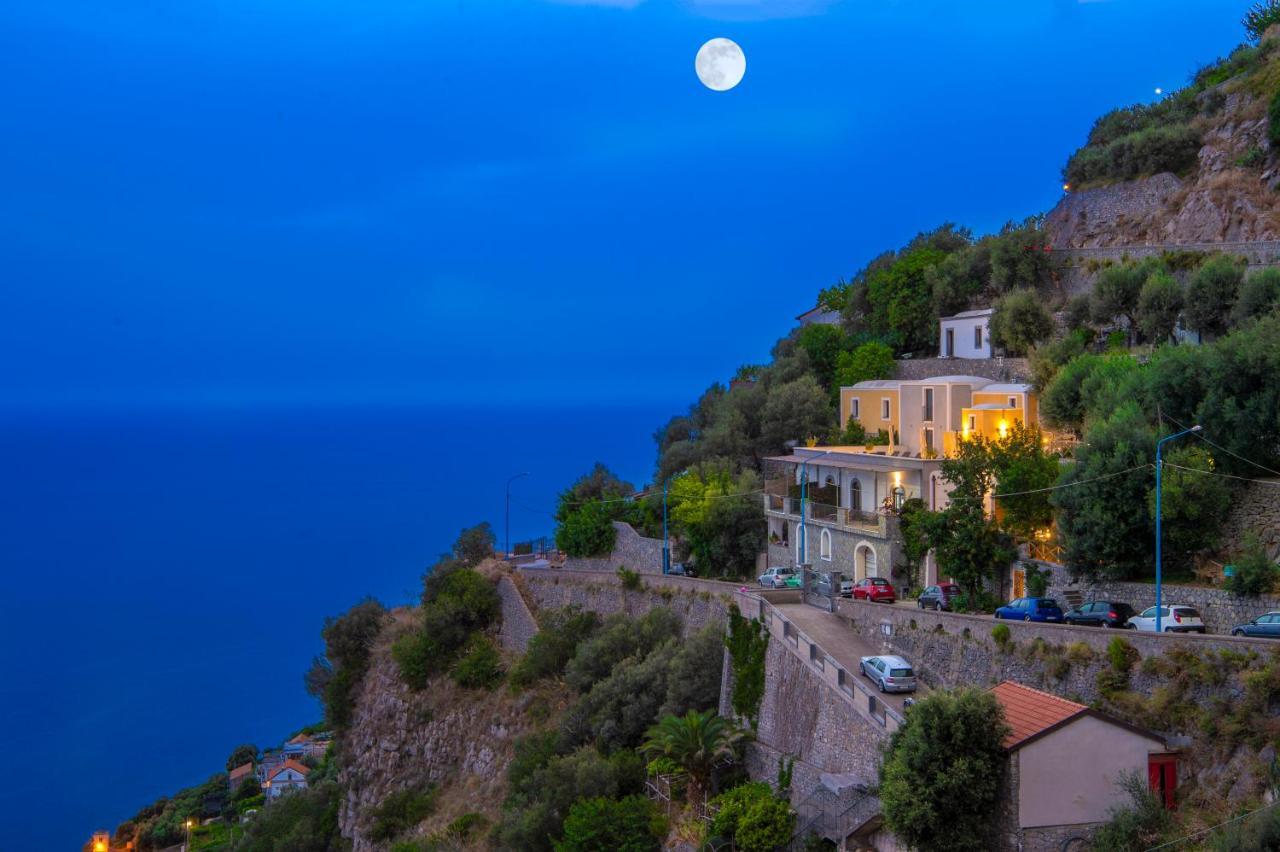 Le Contrade By Sosore Holiday Homes -Amalfi Coast فوروري المظهر الخارجي الصورة